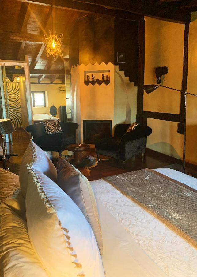 Hotel Boutique Valle De Oca Villanasur Rio De Oca ภายนอก รูปภาพ