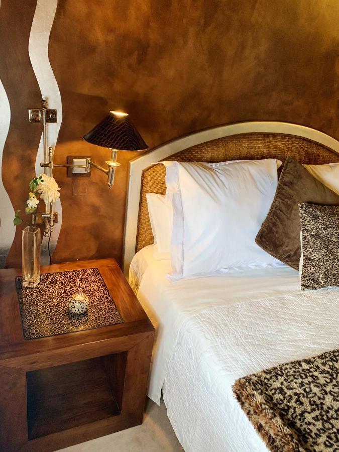 Hotel Boutique Valle De Oca Villanasur Rio De Oca ภายนอก รูปภาพ