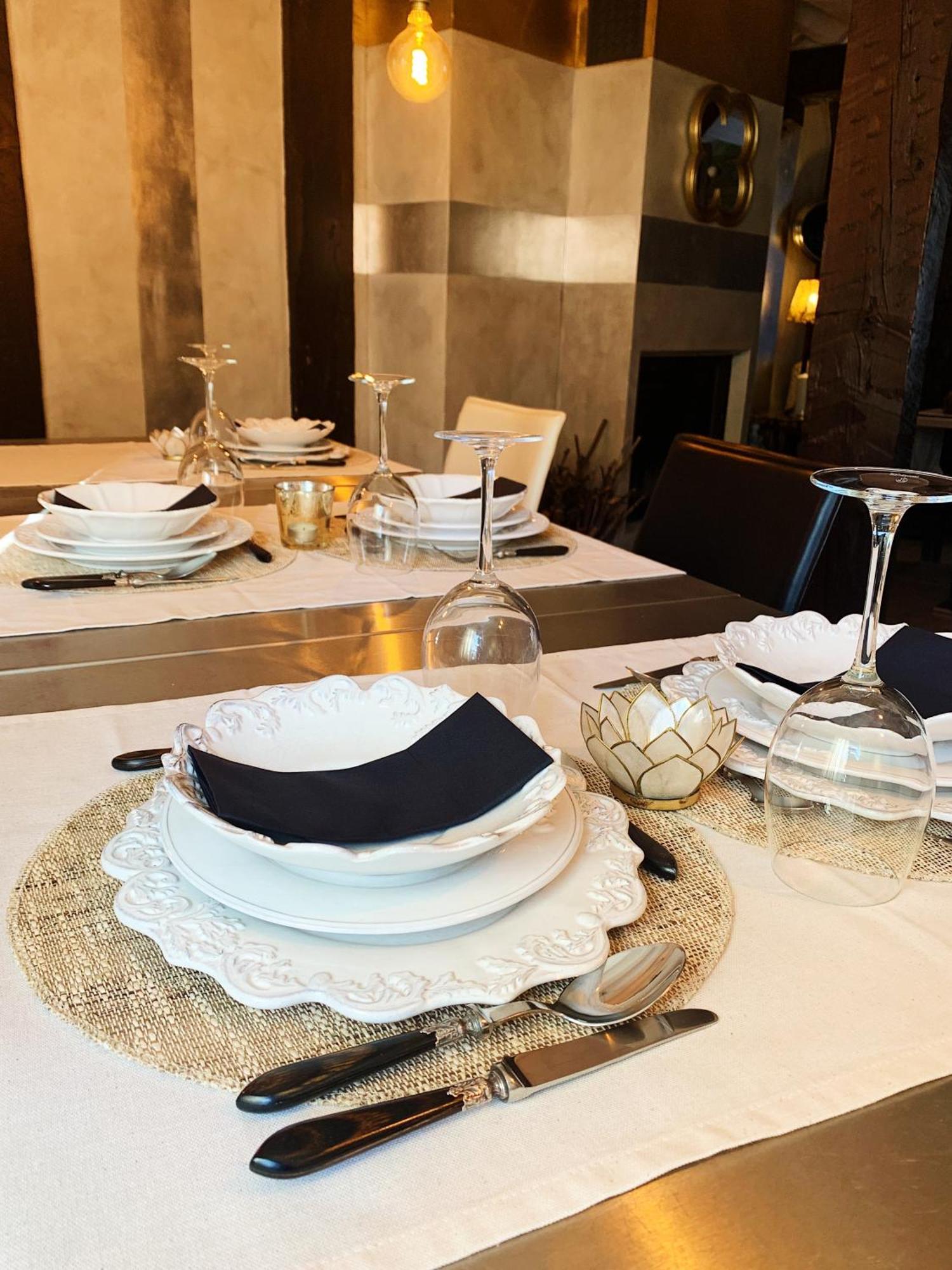 Hotel Boutique Valle De Oca Villanasur Rio De Oca ภายนอก รูปภาพ