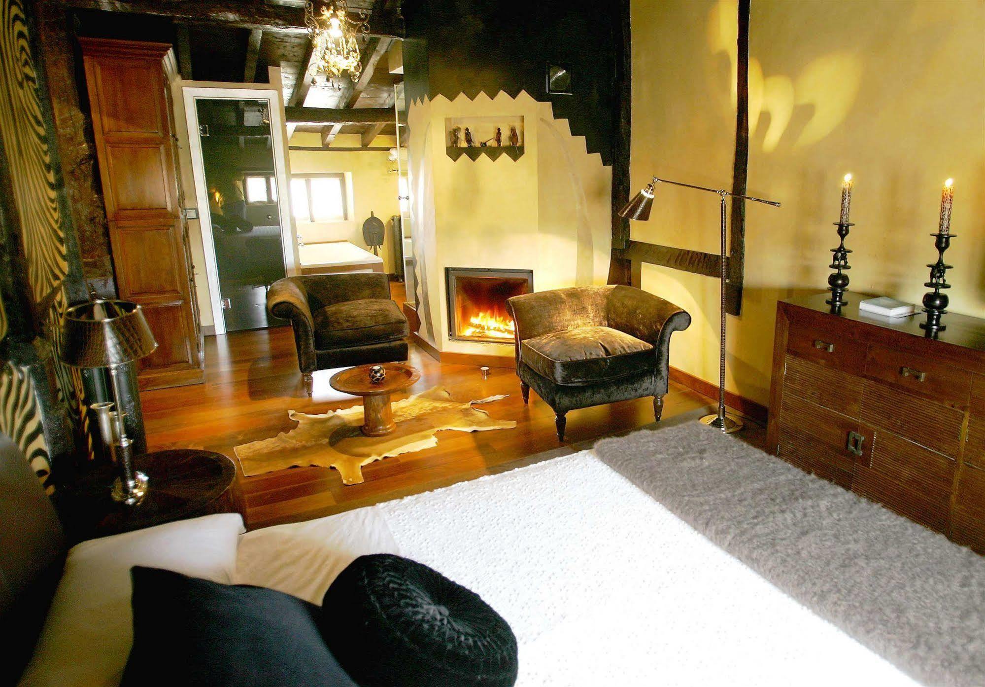 Hotel Boutique Valle De Oca Villanasur Rio De Oca ภายนอก รูปภาพ