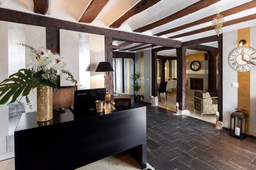 Hotel Boutique Valle De Oca Villanasur Rio De Oca ภายนอก รูปภาพ